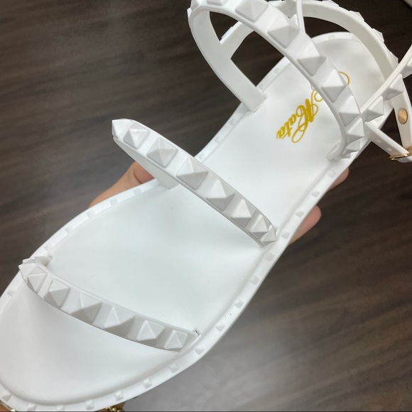 White matte studded sandal - Picture 5 of 6